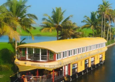 4 bedroom premium boathouse in alleppey